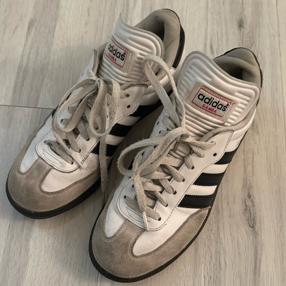 Adidas Sambas - Picture 1 of 5